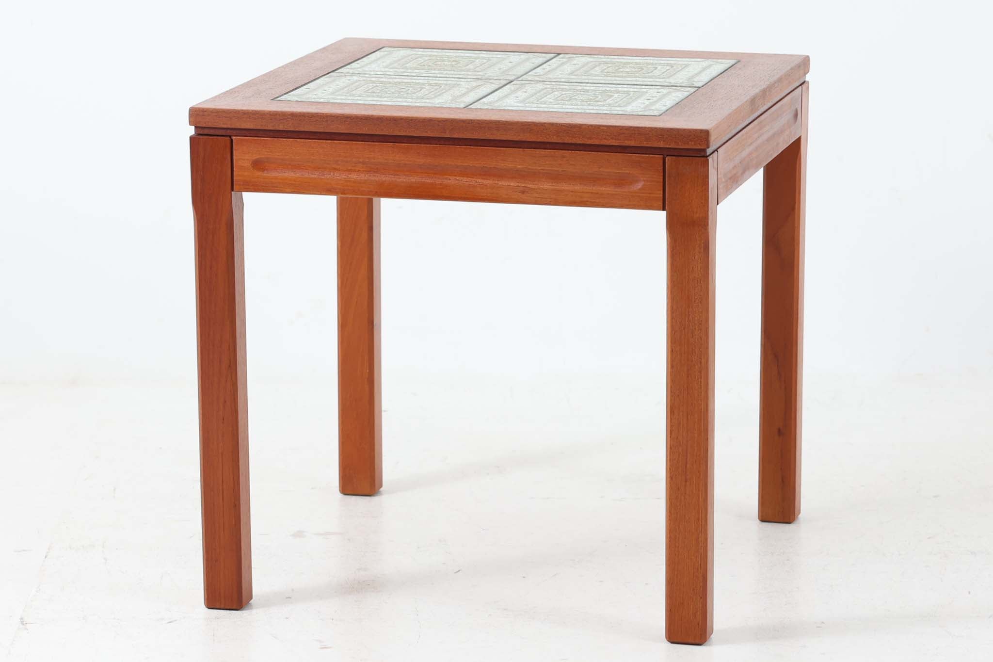 デンマーク製 タイルトップサイドテーブル チーク材 北欧家具 