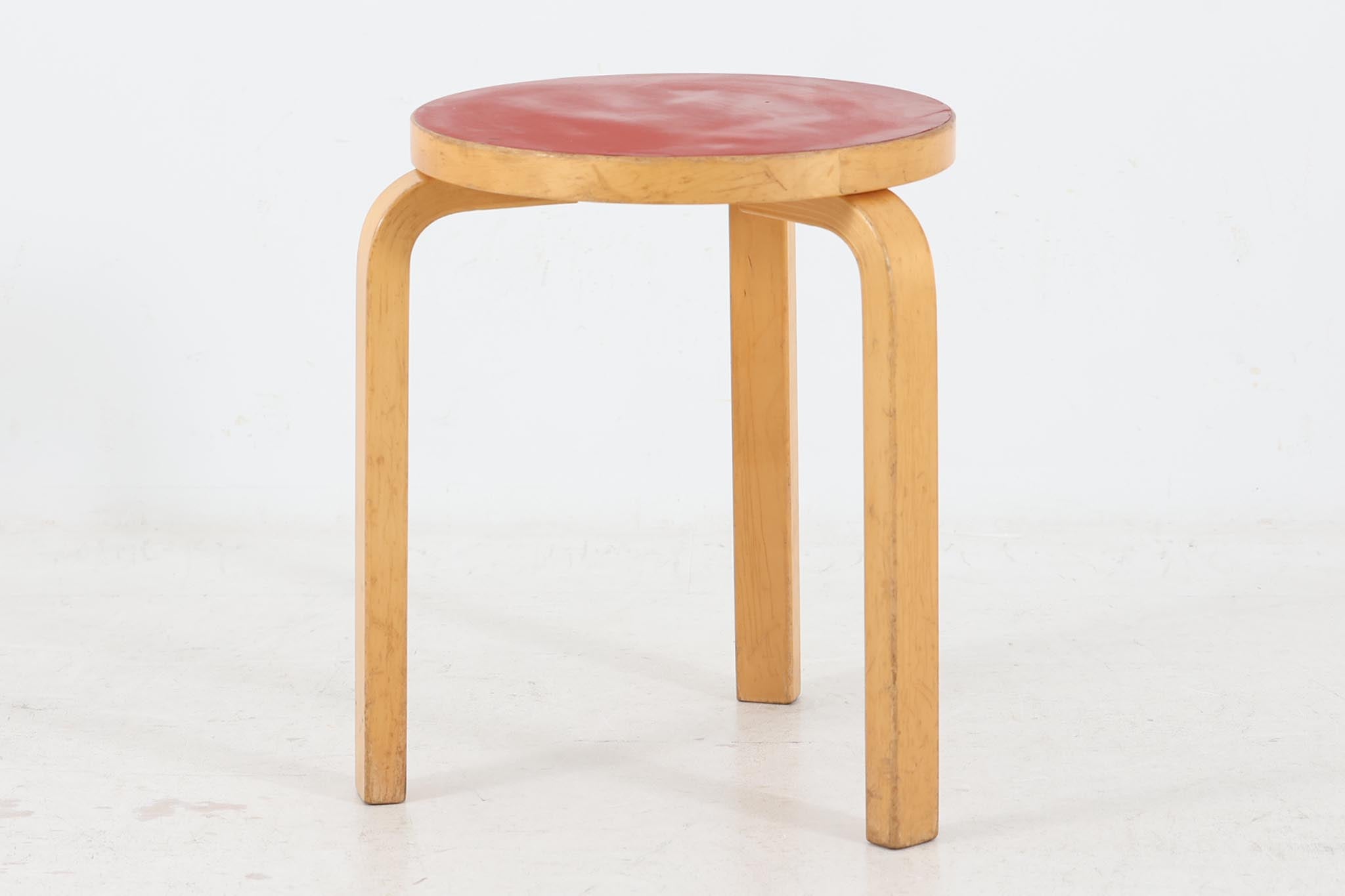 希少!!レア！ソ連製 ビンテージスツール stool volhov 花台 ソビエト 